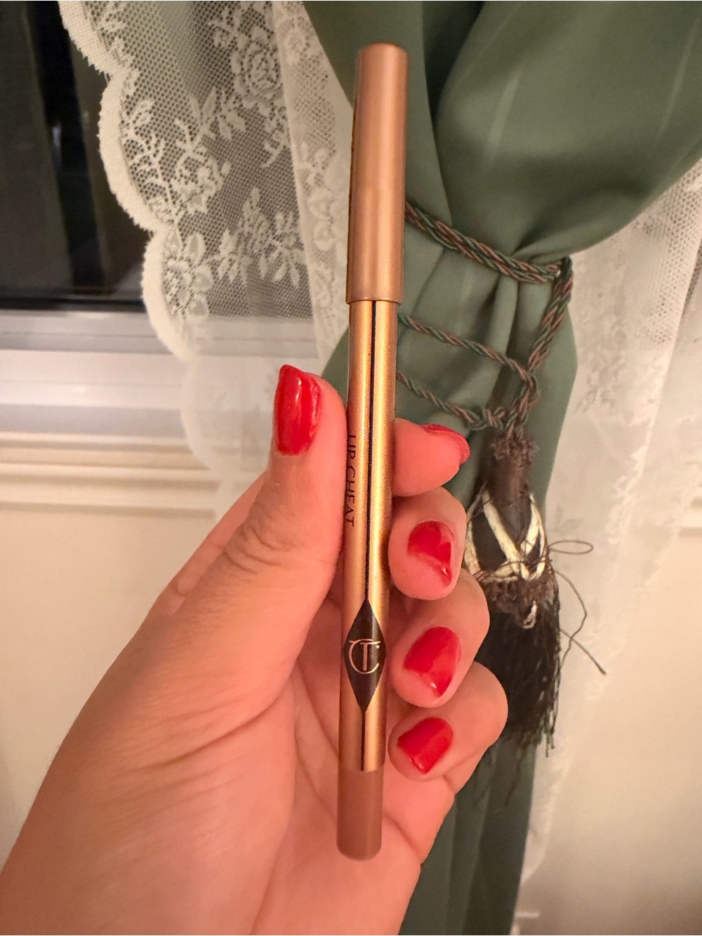 Charlotte Tilbury Lip Cheat Lip Liner Pencil - Iconic Nude